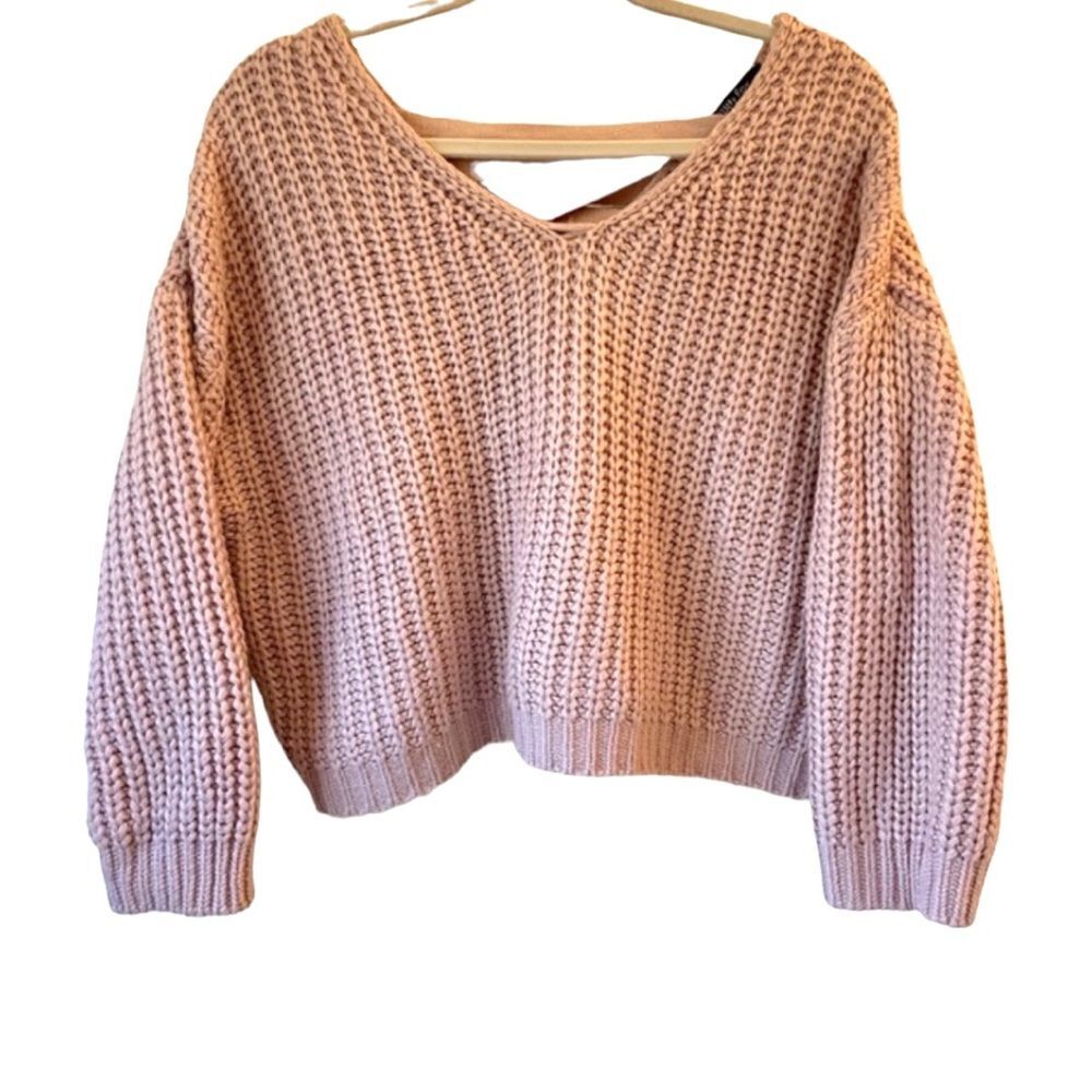 🌻3 for $25 SALE- Witty Fox Lace Up Cropped Sweater